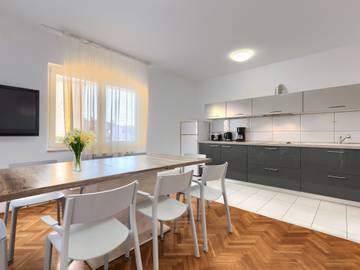 Vakantieappartement voor 9 Personen in Umag, Istrië, Afbeelding 4