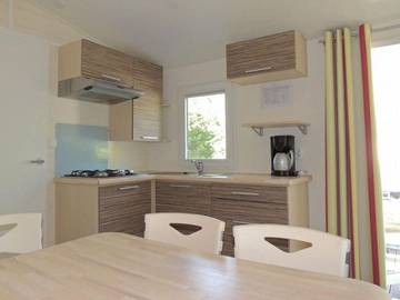 Camping pour 4 Personnes dans Vic-sur-Cère, Massif central, Photo 3