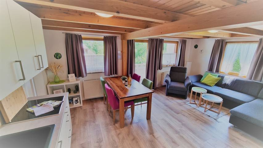 Ganze Wohnung, Ferienwohnung "Grün" am Bodensee mit Wlan, Balkon & Garten in Lindau, Bayerisch Schwaben