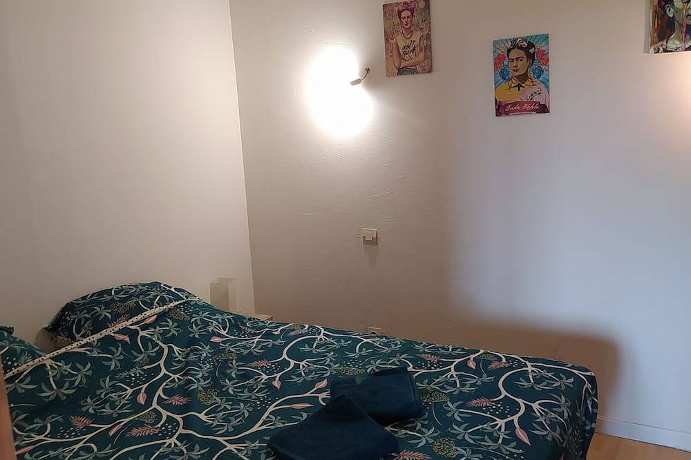 Entire apartment, Cocooning apartment in Lisieux, Lisieux region