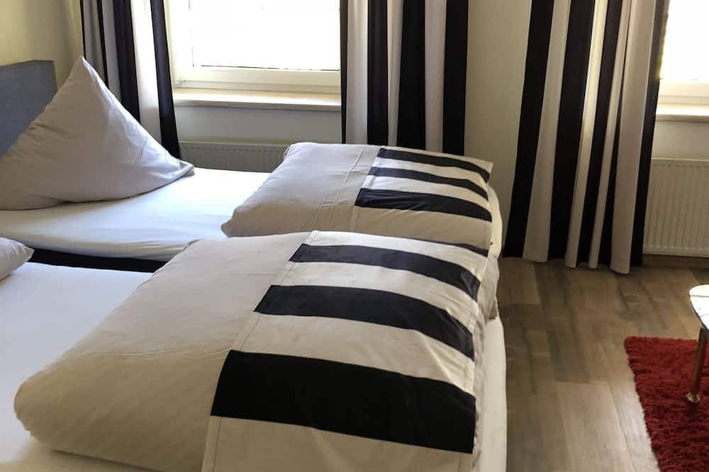 Apartamento inteiro, Belo apartamento grande à direita na fronteira suíça in Rheinfelden, Floresta Negra do Sul