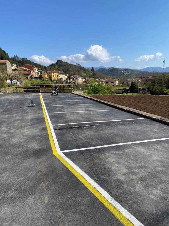 Hôtel pour 2 personnes, avec terrasse ainsi que vue et jardin à Pignone - 2