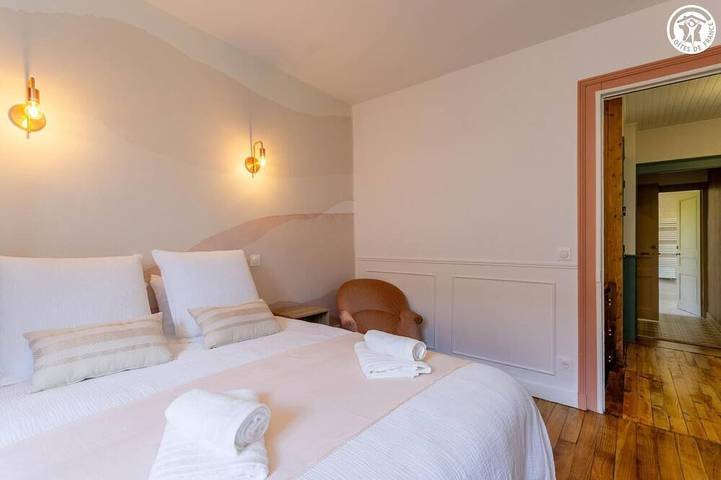 Location de vacances pour 8 personnes, avec terrasse et jardin à Avressieux - 3