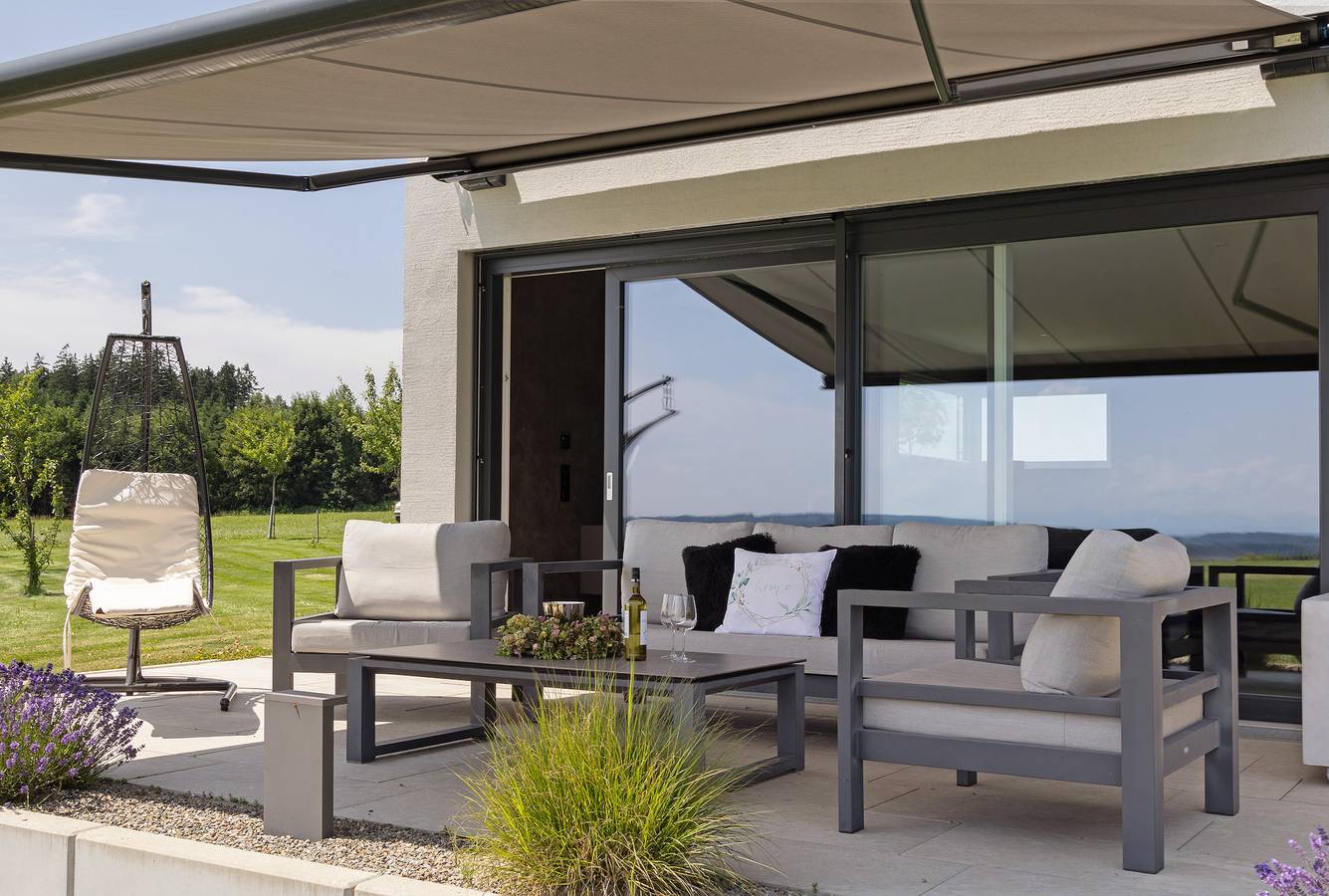 Ganze Wohnung, Ferienwohnung 'Riedheide, 130qm' mit privater Terrasse, privatem Garten und Wi-Fi in Unterschwarzach, Bad Wurzach