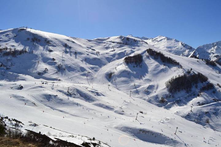 Gîte pour 3 personnes, avec vue ainsi que jardin et sauna, animaux acceptés dans Thermes d'Aulus-les-Bains - 2