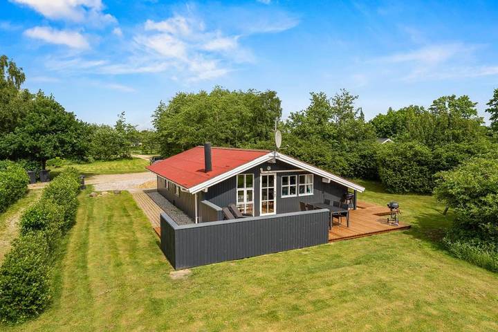 Villa for 5 personer, med Balkon/Terrasse og Terrasse samt Have i Bork Havn