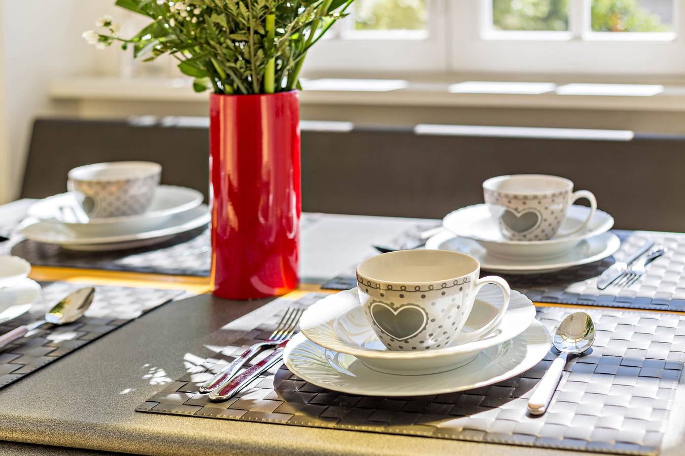 Ganze Wohnung, Ferienwohnung "Garden Vista Lago" in Como mit Seeblick, Wlan & Privatem Garten in Como, Comer See