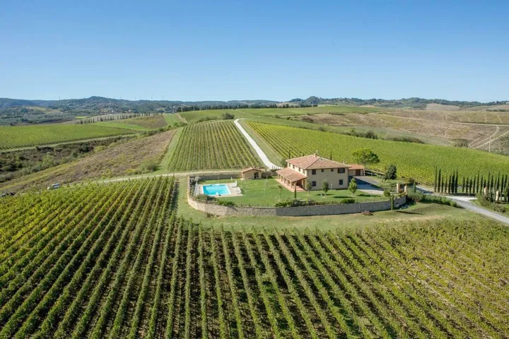 Villa per 16 persone, con giardino e panorama nonché piscina, con animali domestici - 1