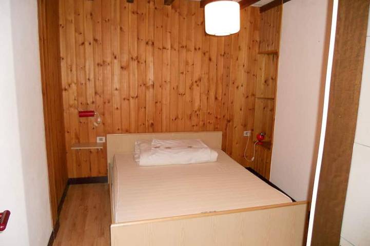 Gîte pour 5 personnes, avec piscine à Temù - 3