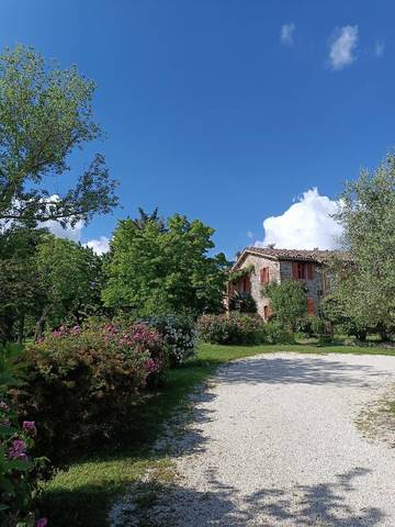 Maison d’hôte pour 2 personnes, avec jardin ainsi que piscine et vue à Gubbio