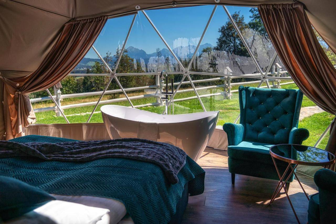 Mountain Glamp Zakopane - Jacuzzi - Widok na Góry in Poronin, Karpaty (Polska)
