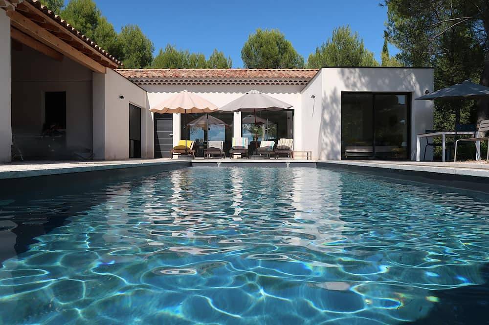 Fabelhafte Aussicht Ventoux, Mazanel Designhaus, Klimaanlage, privater Pool in Mazan, Parc naturel régional du Mont-Ventoux