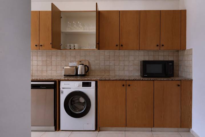 Geheel appartement, 160 Lca -  Stay Sunshine City Apartment in Larnaca (stad), Larnaca District