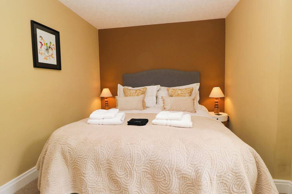 Jenny'S, pet friendly, with a garden in Hawkshead in Hawkshead, Lake District