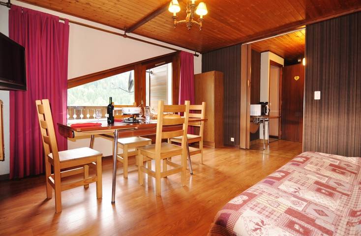 Gîte pour 4 personnes, avec Balcon/Terrasse à La Chapelle-d'Abondance - 3