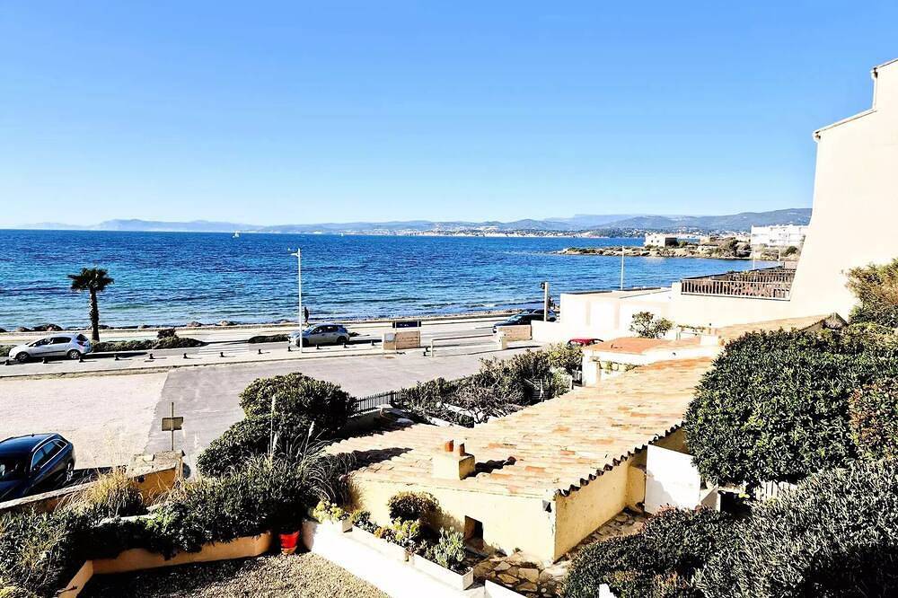 Appartement entier, Pleine vue mer, à 10 m plage de sable, au Brusc, Terrasse... in Le Brusc, Six-Fours-les-Plages