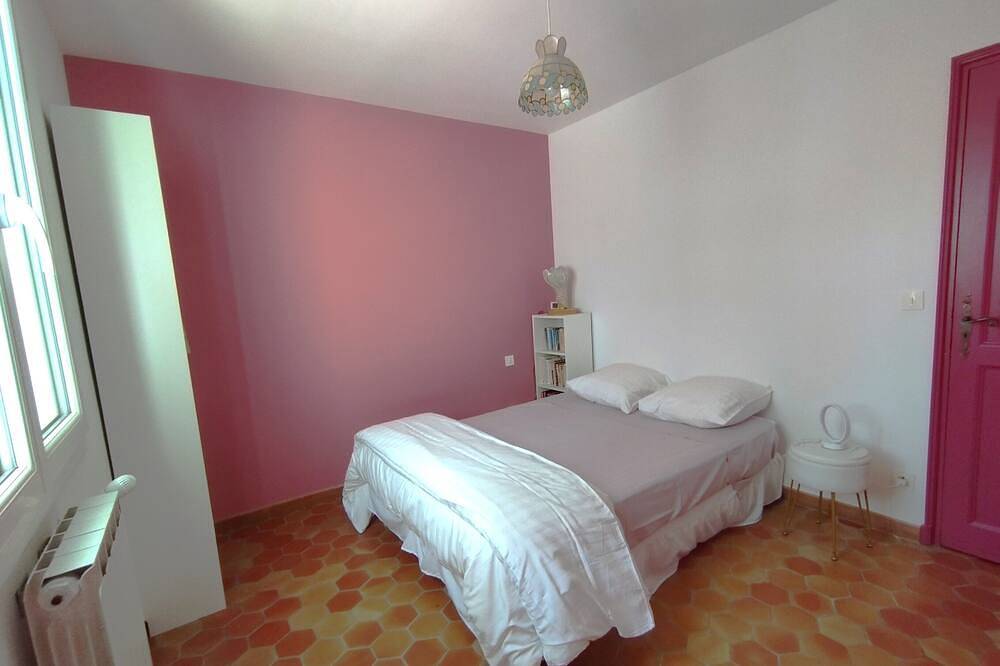 Hermosa villa provenzal. ¡Ideal para reuniones familiares o amistosas! in Saint-Cannat, Region de Aix-en-Provence