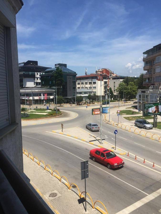 Lägenhet för 6 Personer, med Balkong samt Terass och Utsikt i Ohrid