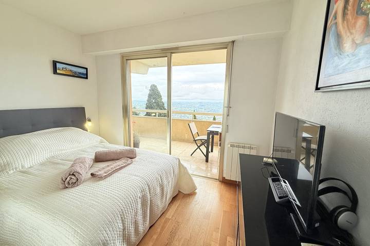 Gîte pour 6 personnes, avec jardin ainsi que piscine et balcon, adapté aux familles à Grasse - 3