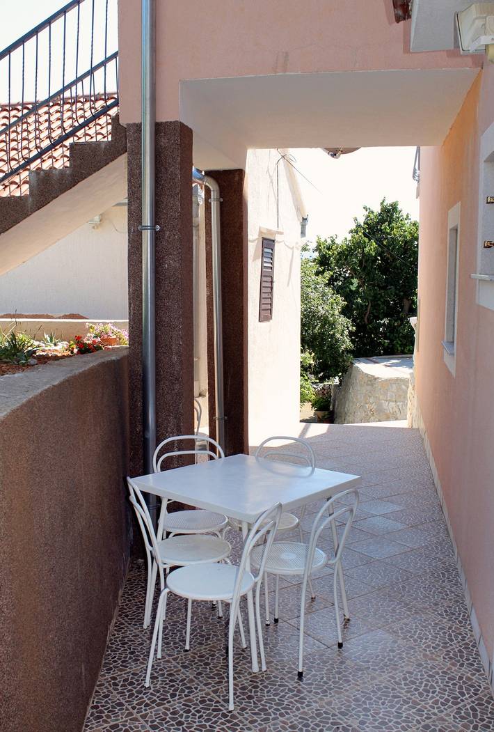 Ferienwohnung für 5 Personen, mit Balkon/Terrasse in Senj