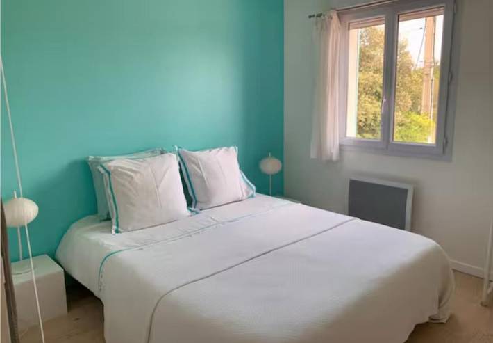 Chambre d’hôte pour 2 personnes, avec Terrasse et Jardin ainsi que Piscine et Sauna à Vers-Pont-du-Gard