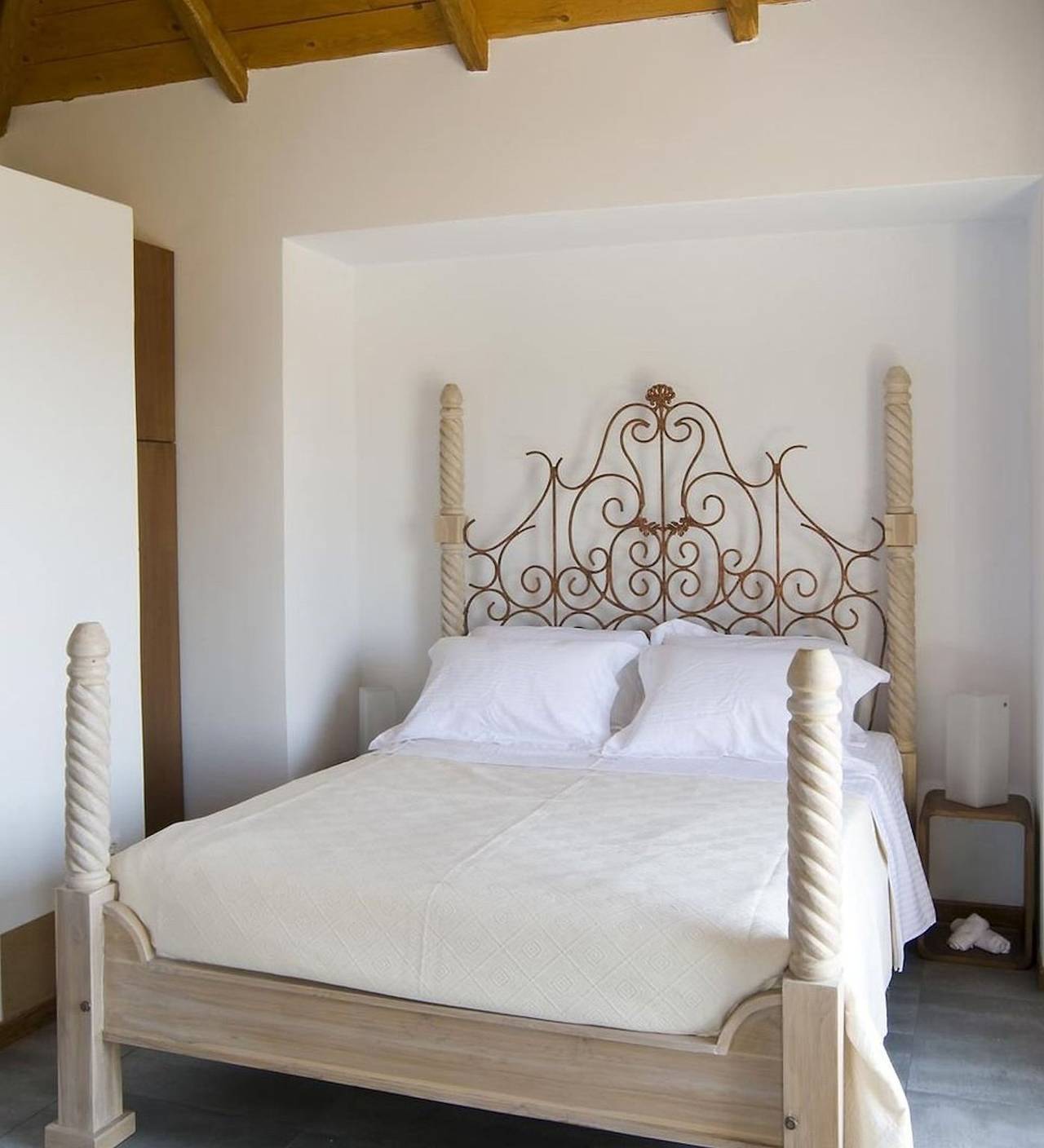 Deluxe Alonissos Island Villa | Villa Ouranos | Private Pool | Sea View | 2 Bdr | Raches in Alonissos