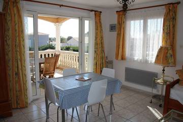 Gîte pour 4 personnes, avec terrasse et jardin à Villelongue-de-la-Salanque