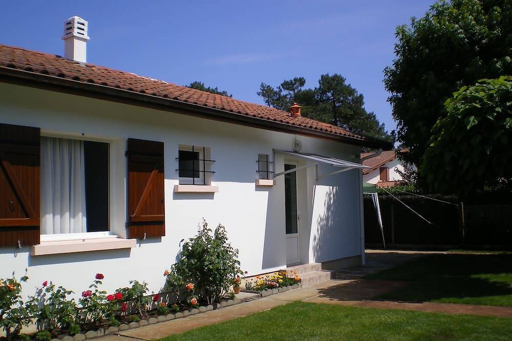 Mimizan,  maison , quartier calme près du lac (coin pêche, pas baignade) in Mimizan, Côte d’Argent