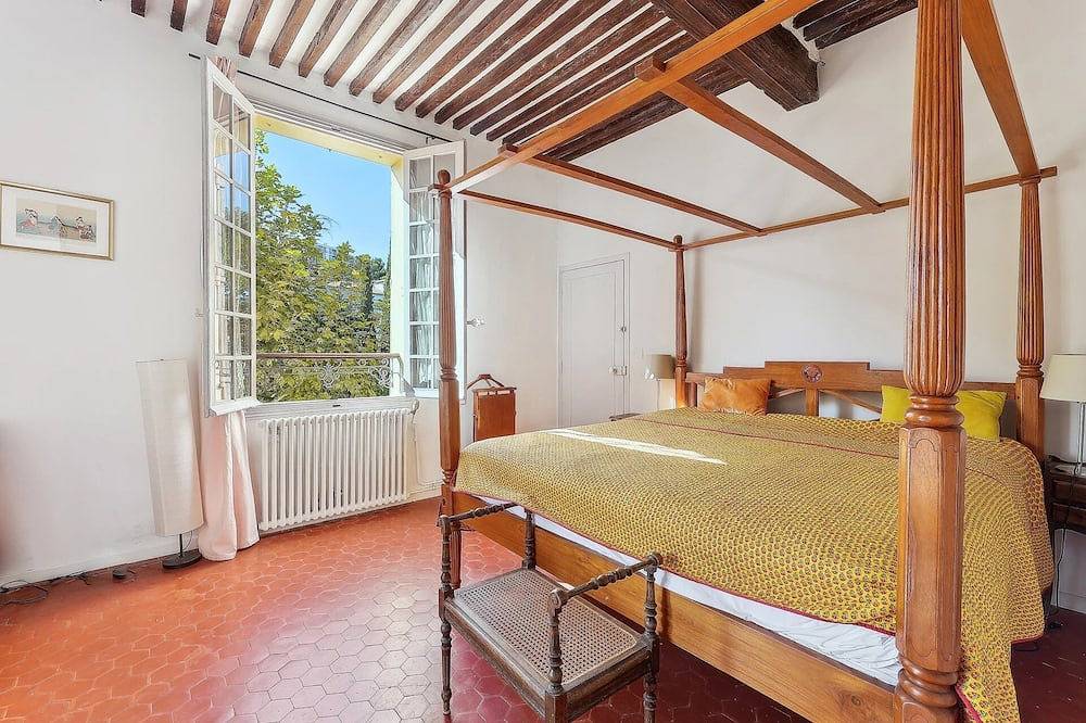 Centre Ville à Pied dans une Authentique Bastide Xviieme rénovée in Aix-en-Provence, Région d'Aix-en-Provence