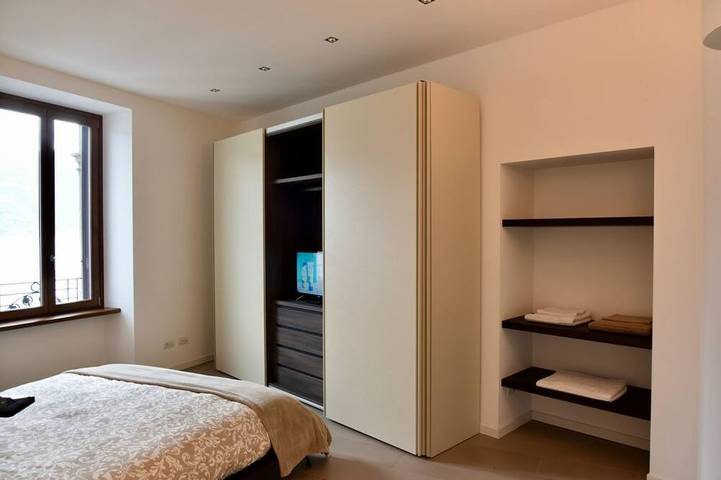 Appartamento intero, Stylish Lakefront House - Lungolago Lovere in Lovere, Lago d'Iseo
