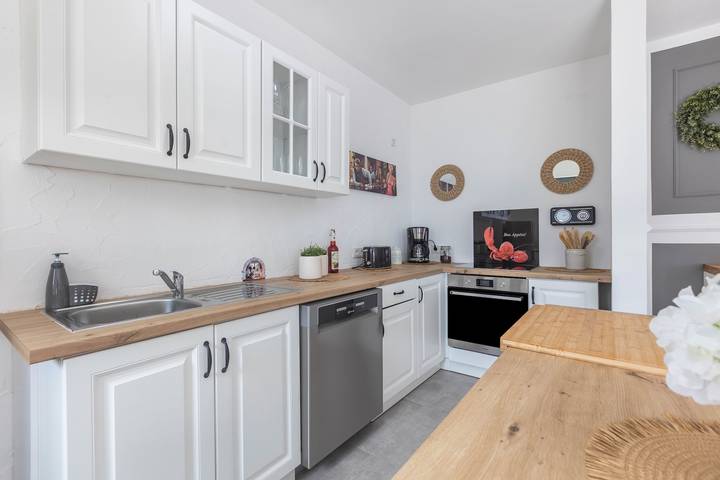 Hel lejlighed, Apartment 'Riekes' with Mountain View, Private Terrace and Wi-Fi in Schmallenberg, Hochsauerlandkreis