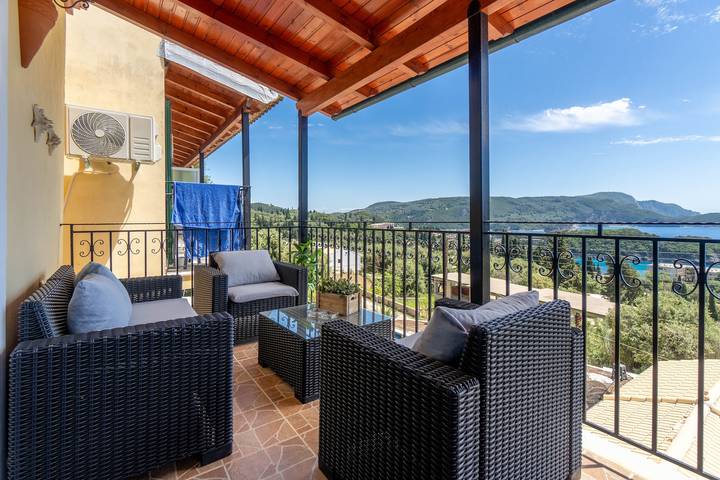 Entire apartment, Apartment 'Angela Panorama' with Sea View, Wi-Fi and Air Conditioning in Paleokastritsa, Corfu