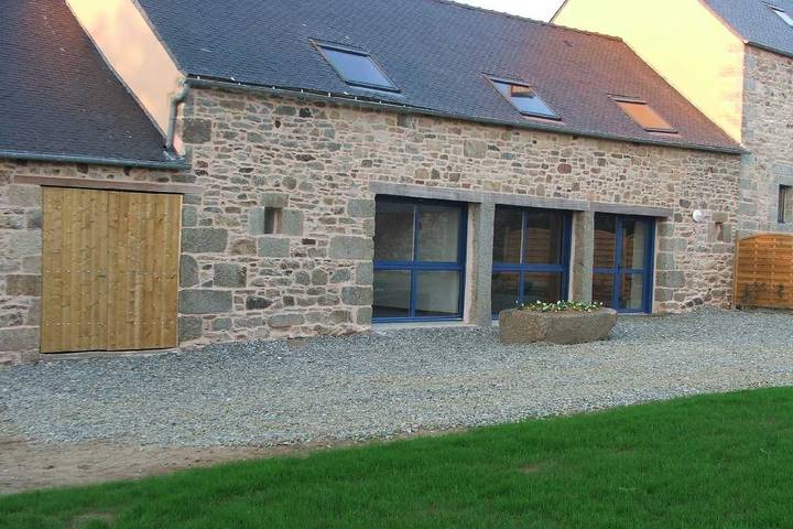 Gîte pour 8 personnes, avec Terrasse ainsi que Jardin et Vue