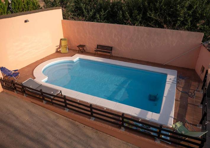 Location de vacances pour 8 personnes, avec terrasse et jardin ainsi que piscine et vue, animaux acceptés à Teruel - 3