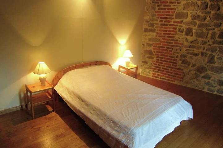 Location de vacances pour 13 personnes, avec jardin et balcon à Viroinval - 3