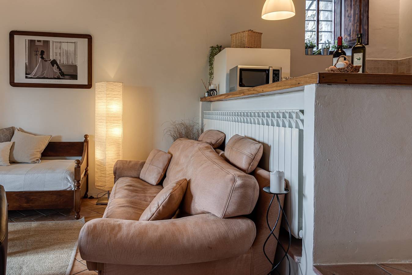 Appartement entier, Appartement « Frantoio » avec terrasse privée, jardin privé et Wi-Fi in Pelago, Valdarno