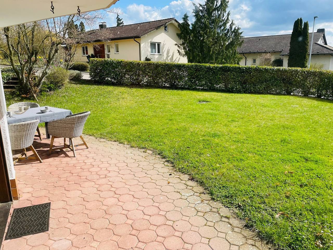 Ganze Wohnung, Ferienwohnung "Seeriwa" mit Panoramablick, privater Terrasse und Wlan in Stockach, Landkreis Konstanz