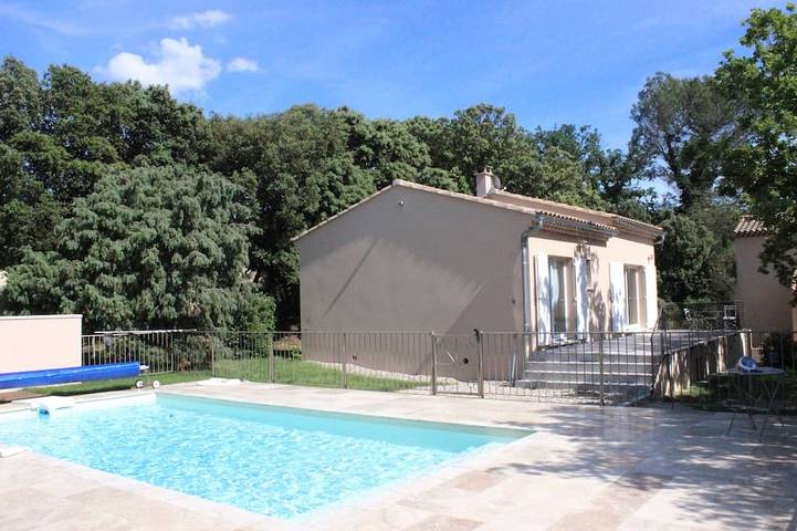 Maison de vacances pour 4 personnes, avec Terrasse et Jardin à Mondragon
