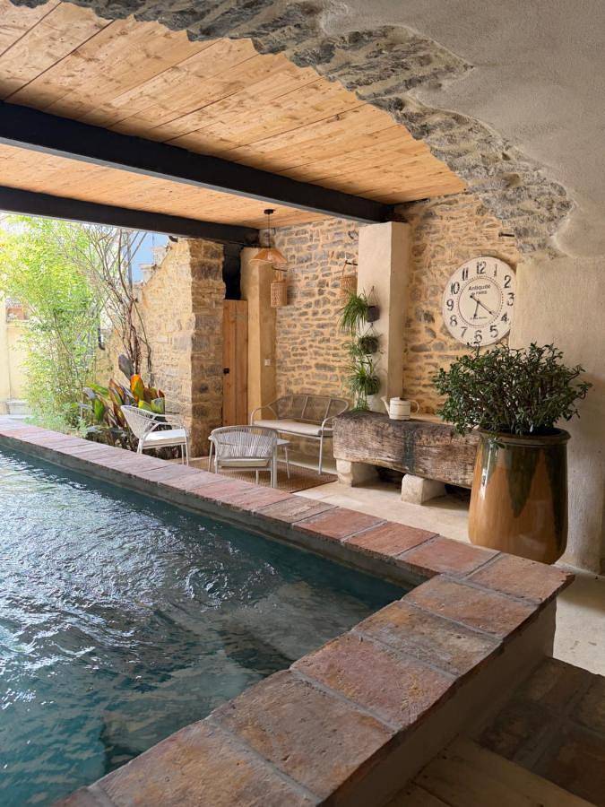 Location de vacances pour 8 personnes, avec Balcon et Terrasse ainsi que Jardin et Piscine à Monteils (Gard) - 4