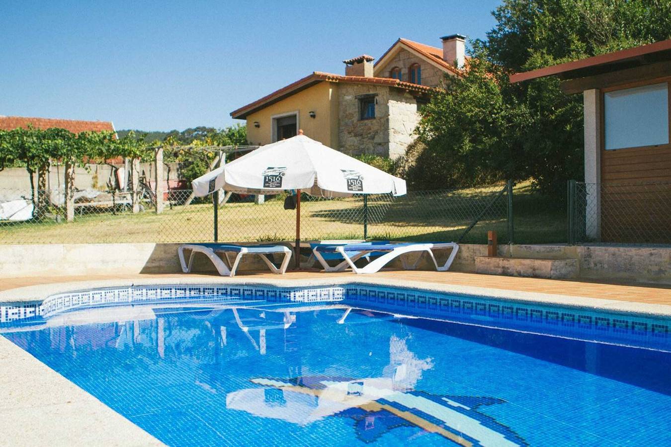 Appartement de vacances entier, Charmant appartement avec piscine partagée à Pontevedra in Redondela, Province de Pontevedra