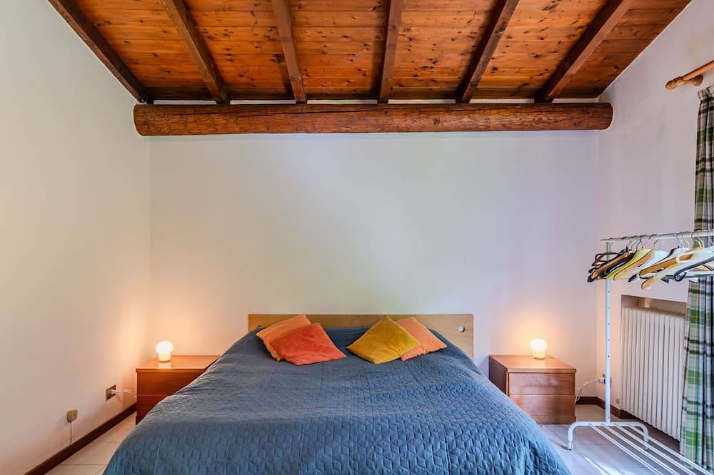 Ferienhaus Lucia in Claino con Osteno, Luganersee (Italien)