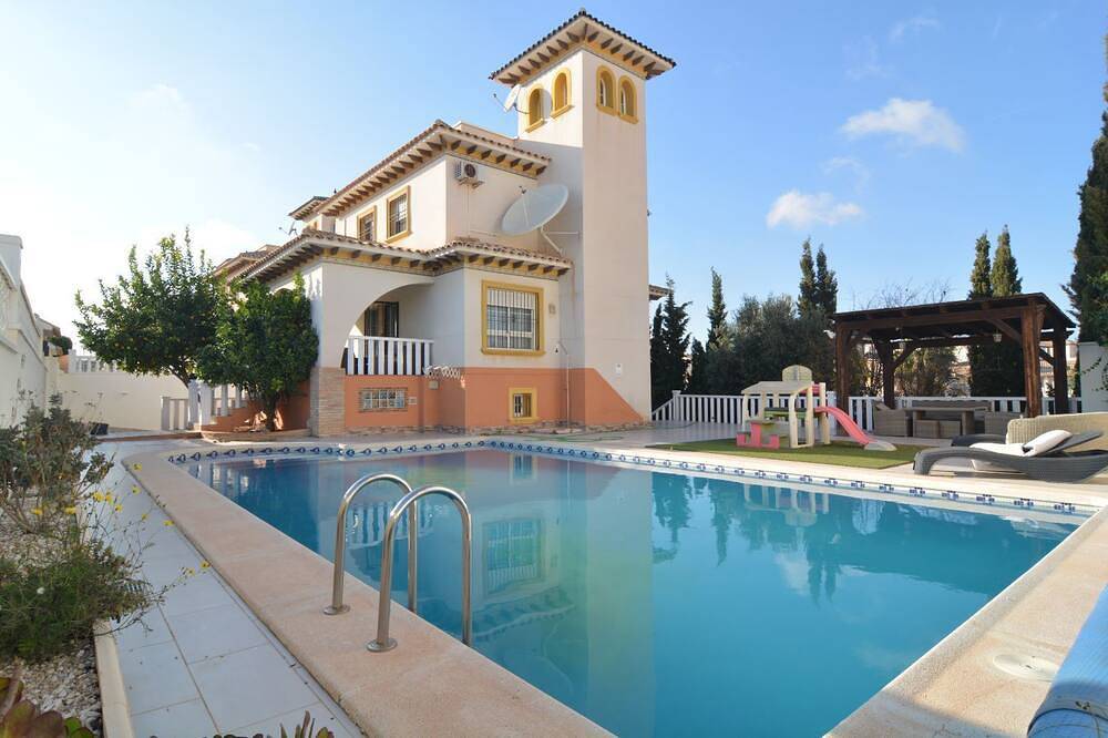 Casa vacanza a Orihuela a partire da 523€ a notte