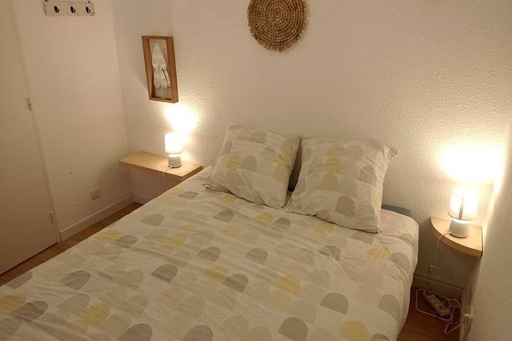 Gîte pour 4 personnes, avec balcon, animaux acceptés dans Plage Sables Blancs - 4