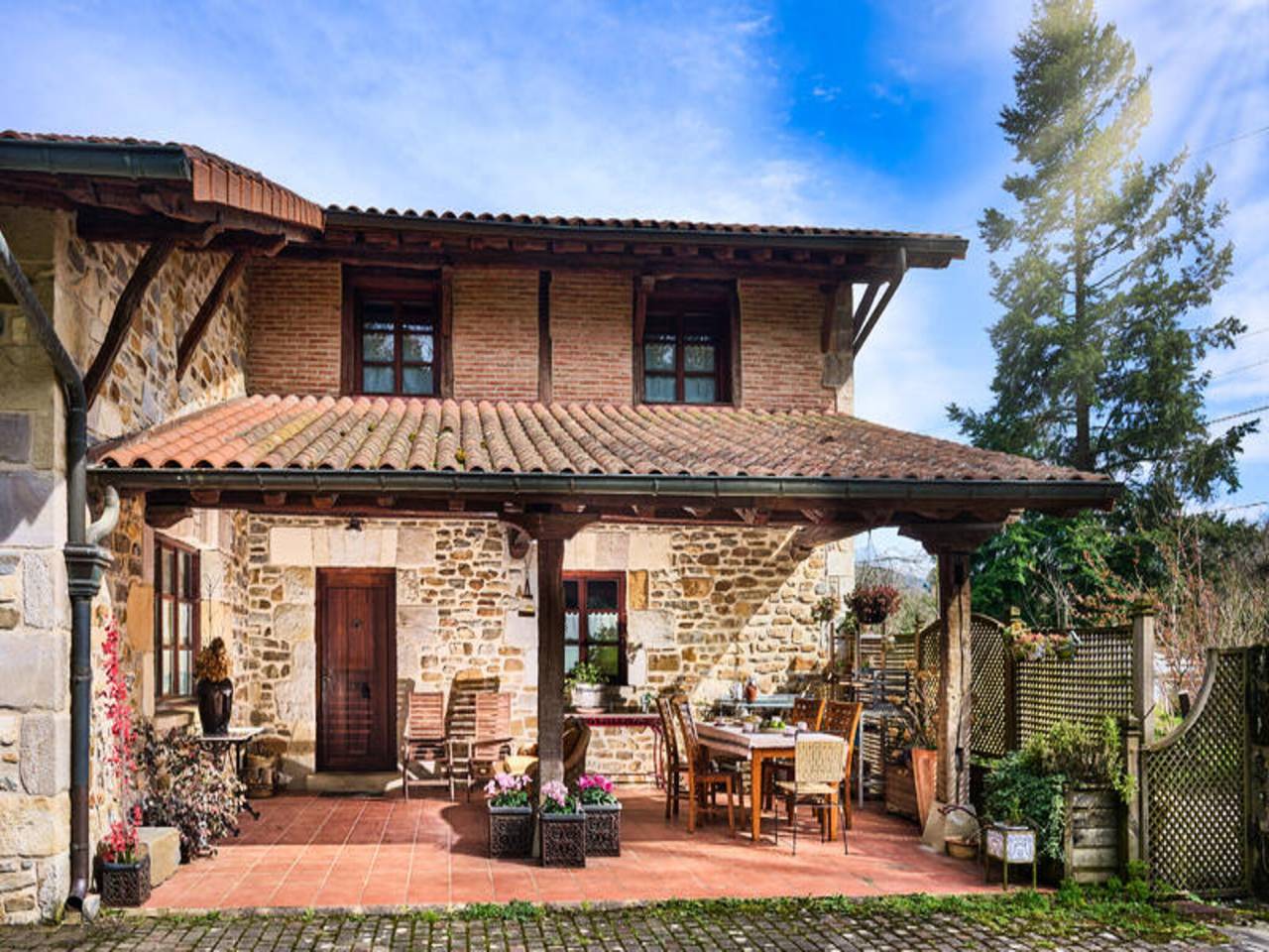 Ganze Wohnung, Haus in der Nähe von Vitoria mit großem Garten in Otxandio, Cordillera Cantábrica