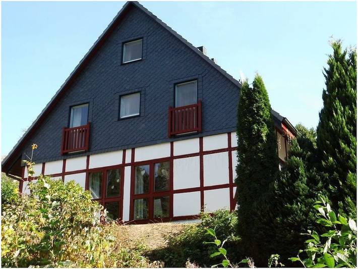 Ferienhaus für 7 Personen, mit Terrasse und Garten