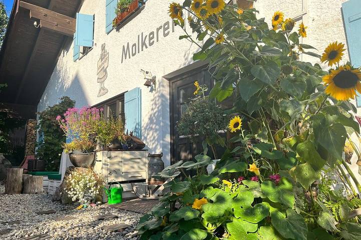 Ferienwohnung für 12 Personen, mit Sauna und Garten in Bernbeuren