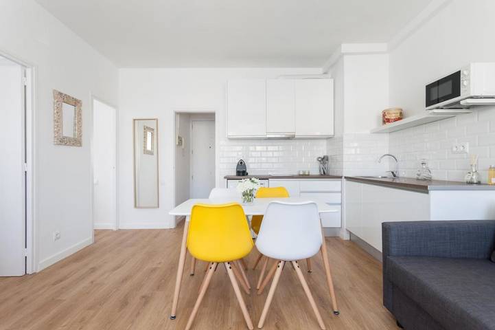Apartamento de vacaciones para 4 personas, con terraza y vistas - 1