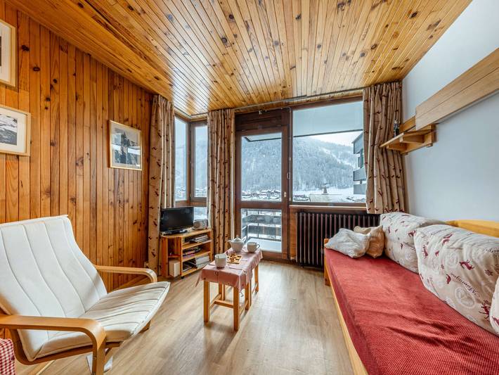 Gîte pour 4 personnes, avec balcon dans Office De Tourisme De Val D Isere - 2