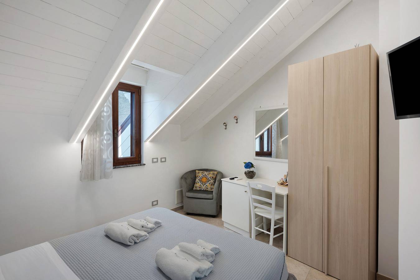 Zimmer 'Amalfi' mit Bergblick, Wlan und Klimaanlage in Pianillo, Agerola