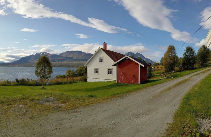 Ferienhaus für 8 Personen, mit Terrasse und Garten sowie Sauna und Ausblick